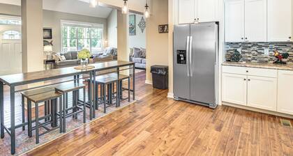 Modern Tims Ford Lake Home w/ Private Dock & Pool!