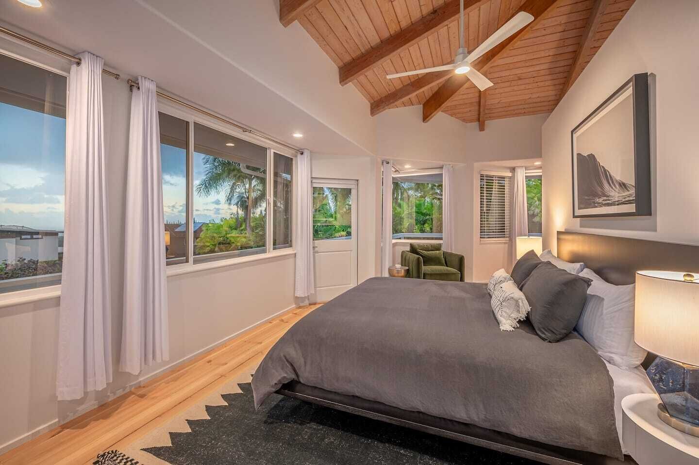 4 bedrooms, desk, free WiFi, bed sheets