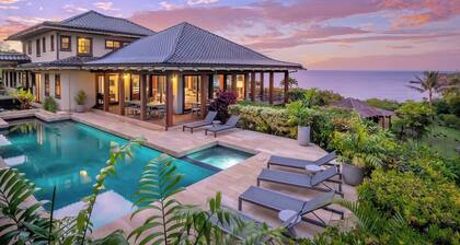 Beautiful, large 5 bedroom house with pool and jacuzzi overlooking Kalihiwai Bay