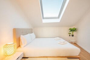 2 chambres, fer et planche à repasser, accès Internet, draps fournis