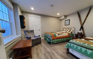 2 bedrooms, desk, iron/ironing board, free WiFi