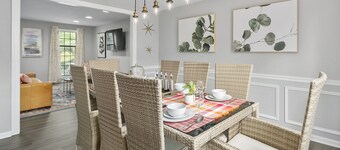 The Hoptons: Private Yard Near DC