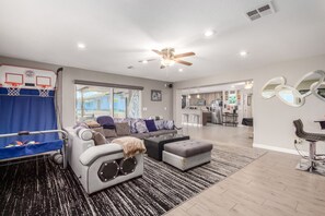 Smart TV, fireplace, video game console, DVD player - The Super Bowl Fun House!!! (Phoenix)
