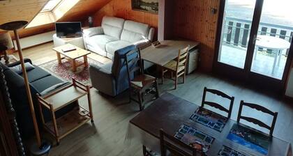 MALBUISSON - Appartement avec vue lac