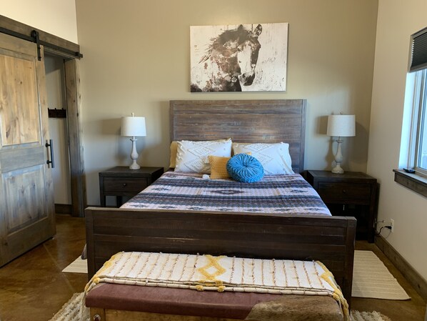 3 chambres, fer et planche à repasser, accès au Wi-Fi (inclus)