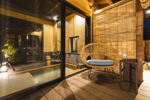 Private Onsen Bungalow with Meditation Room - Gekkan, Non Smoking | Bathroom | Bidet, towels - tsutaonsen (Towada)