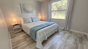 3 Schlafzimmer, Schreibtisch, Bügeleisen/Bügelbrett, kostenloses WLAN