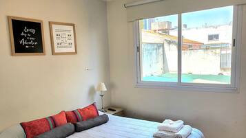 1 sovrum, wi-fi och sÀngklÀder