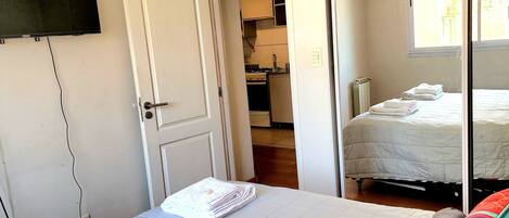 1 bedroom, WiFi, bed sheets