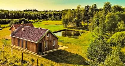 Alleinstehendes Ferienhaus mit W-LAN, Whirlpool, TV, Terrasse, Haustiere erlaubt, Panoramablick