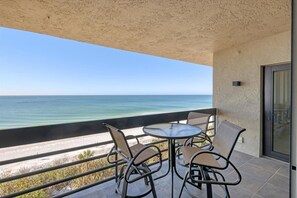 Outdoor dining - Beachplace 8-505 Gulf Front by FVC (Longboat Key)