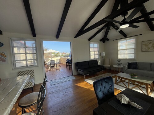 San Diego Old Town Family-sized Apartment with Patio