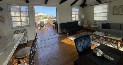 San Diego Old Town Family-sized Apartment with Patio