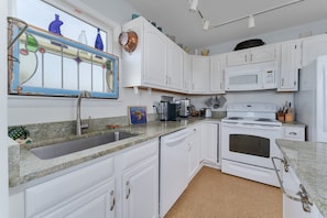 Fridge, microwave, oven, stovetop - 7557-Turtle's Pace, | Canalfront | Hatteras Colony | Avon | Sleeps 6 (Avon)