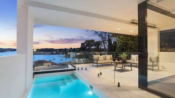 Indoor pool, outdoor pool