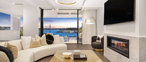 Smart TV