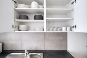 Fridge, microwave, oven, dishwasher