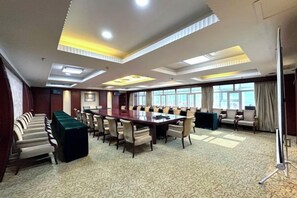 Unclassified image, 4 of 26, button - Haishen Hot Spring Hotel (Arxan)