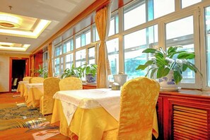 تناول الطعام