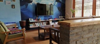 Xiangmo Youth Hostel