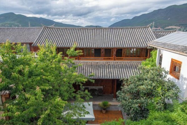 Garden - Xiangmo Youth Hostel (Jianchuan)