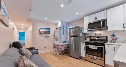 Newly Renovated Beach Block Condo!