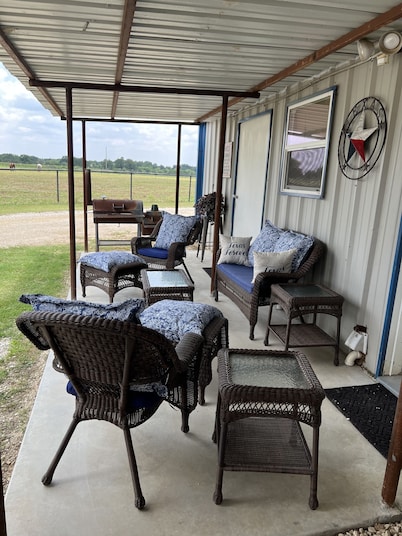 Quiet Country Ranch Barn Apartment!