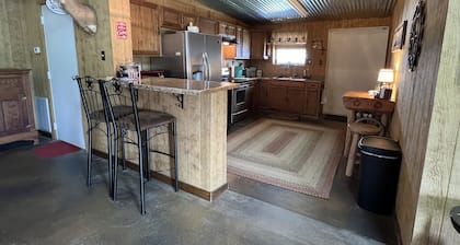 Quiet Country Ranch Barn Apartment!