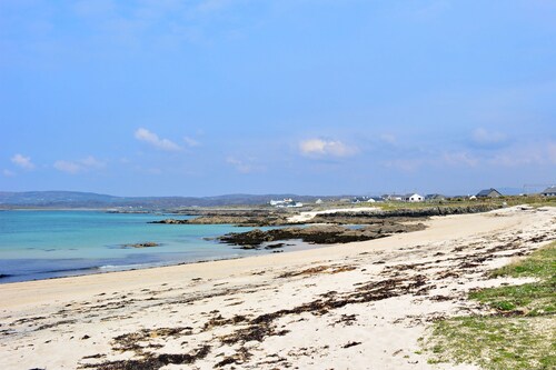 Cottage 425 - Clifden - sleeps 9 guests  in 5 bedrooms