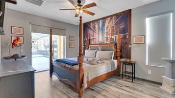 7 Schlafzimmer, Schreibtisch, Bügeleisen/Bügelbrett, Reisekinderbett