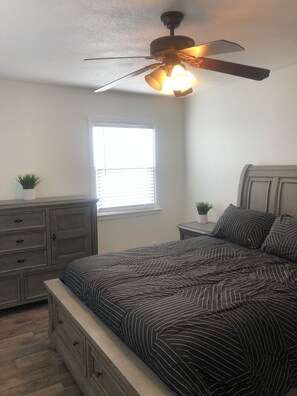 3 habitaciones, wifi gratis y ropa de cama 