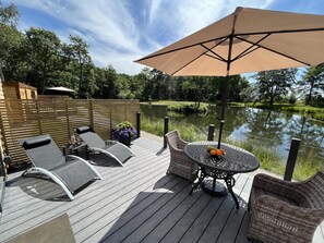 屋外ダイニングエリア