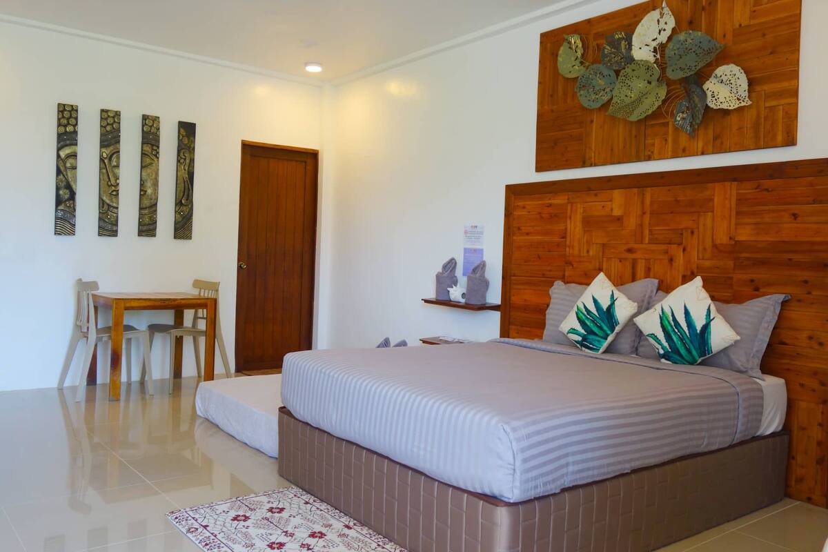 Wifi gratis y ropa de cama