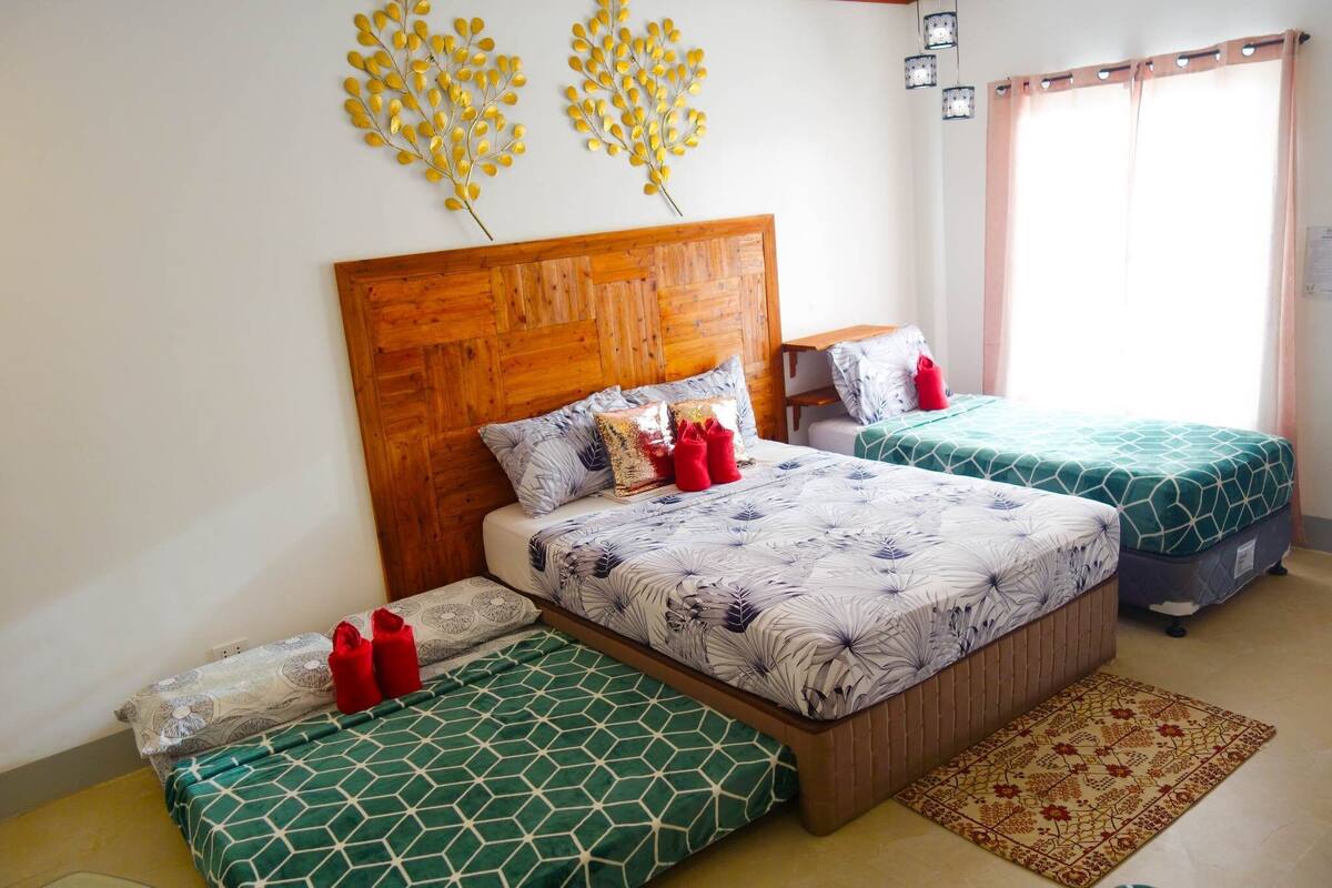 Habitación familiar | Wifi gratis y ropa de cama