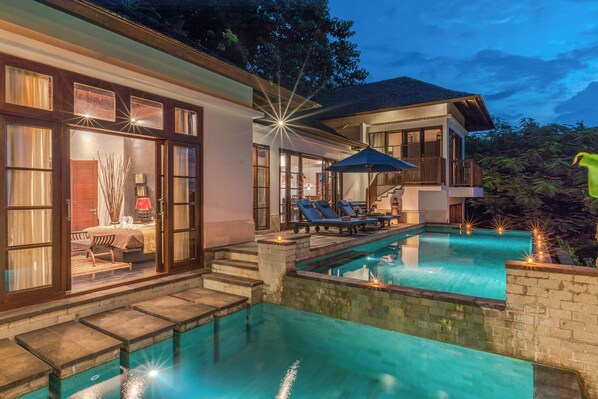 Alberca al aire libre 