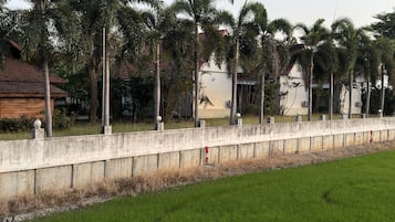Mặt tiền nơi lưu trú