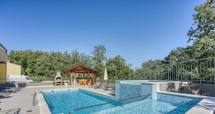 Pool House Klarina, Pićan, Croatia