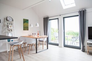 Uklassifisert bilde, 3 av 40, knapp