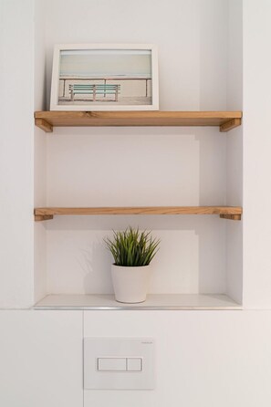 Unclassified image, 2 of 34, button