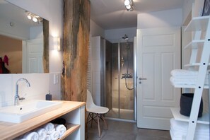 Imagen sin descripción, 5 de 45, botón