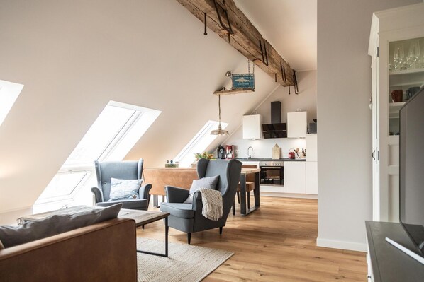 Imagen sin descripción, 1 de 87, botón