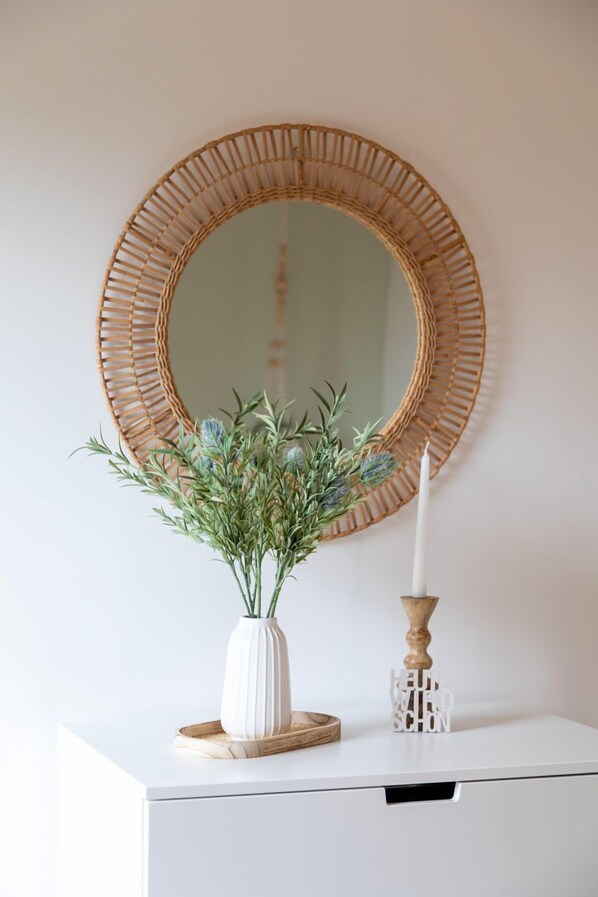 Unclassified image, 1 of 44, button