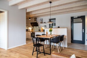 Unclassified image, 2 of 44, button