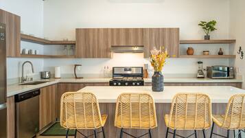 Fridge, microwave, oven, stovetop