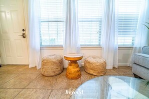 Interior - Pet friendly, Pools, Sauna & Spa at Island Retreat (Lago Vista)