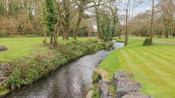 Jardines del alojamiento