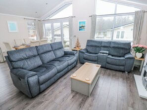 Cottage | Living area