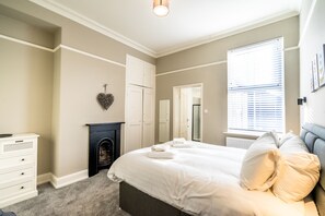 3 sovrum, strykjärn/strykbräda, gratis wi-fi och sängkläder