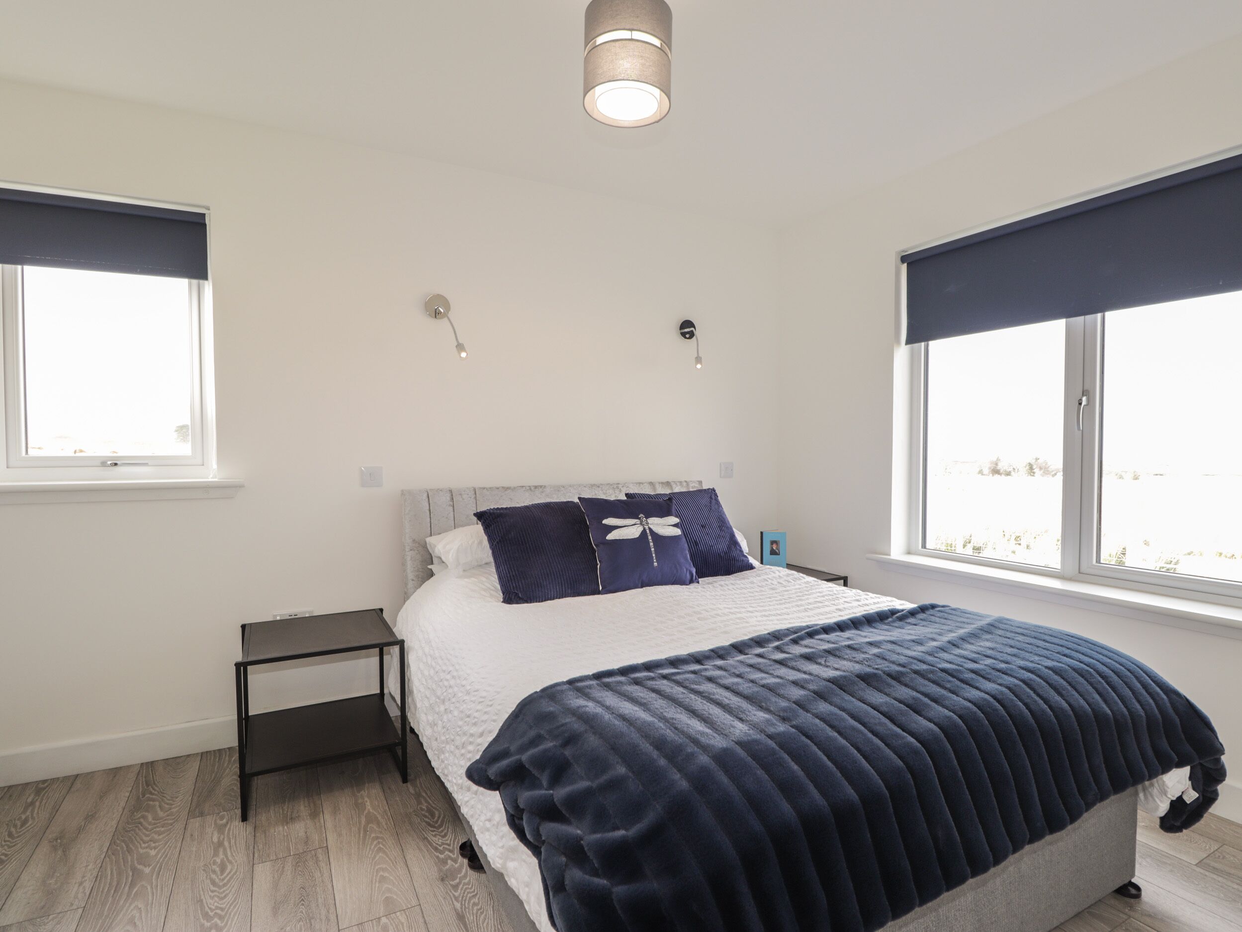 Mökki | 3 makuuhuonetta, yksilöllisesti sisustettu, yksilöllisesti kalustettu