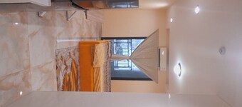 Private Studio on the 5th floor- UK Condo 313